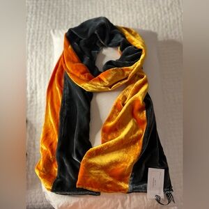Elegant Velvet Scarf made of the finest Silk & Rayon Velvet
